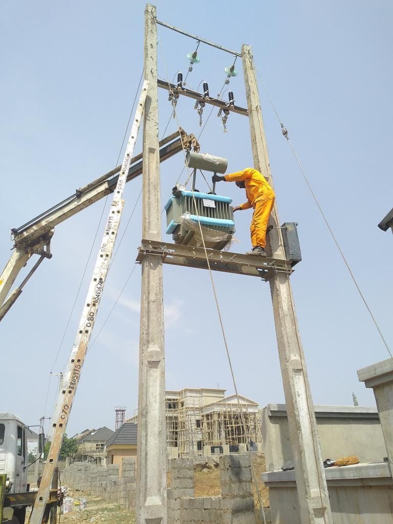 Utility transformer install — Power & Solar project by NEQ-LINK