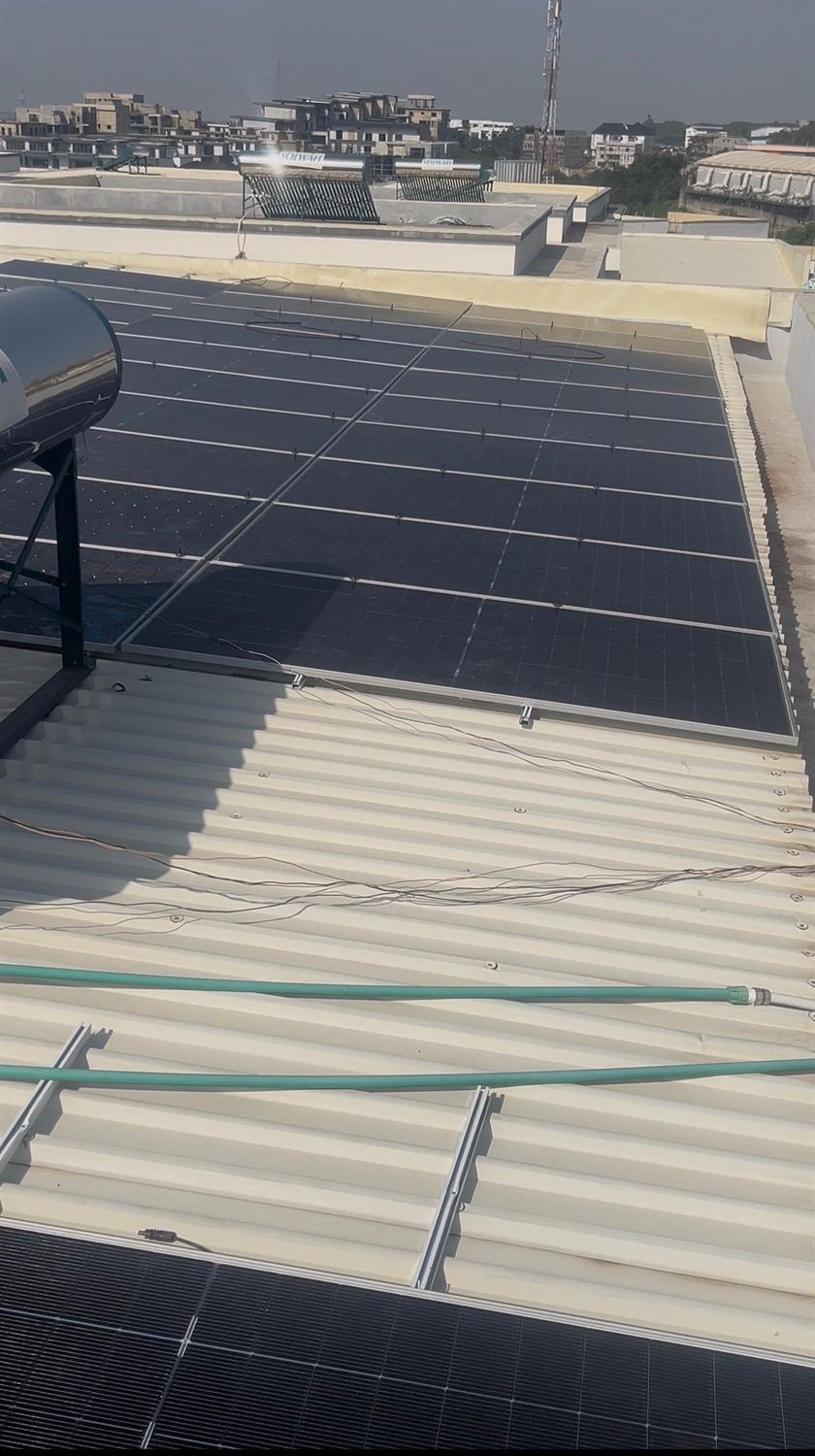 Rooftop solar array — Power & Solar project by NEQ-LINK